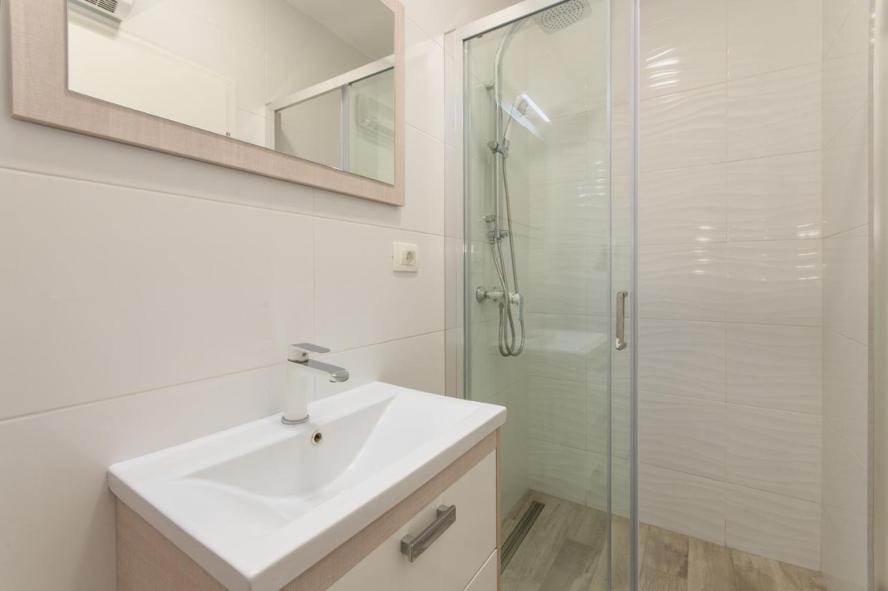 Apartment Finta Rogotin Esterno foto