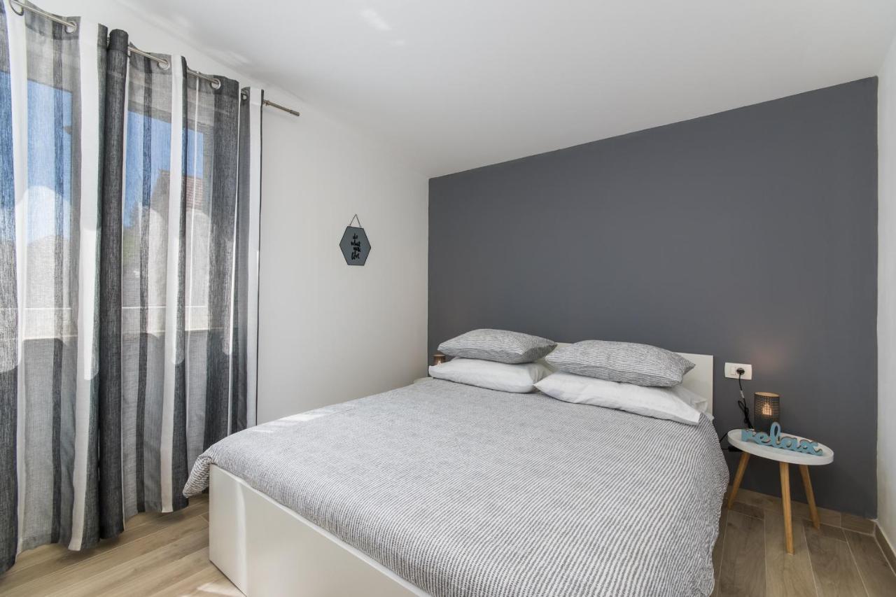 Apartment Finta Rogotin Esterno foto